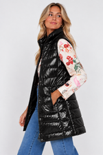Load image into Gallery viewer, RENUAR Quilted Long Vest- Black