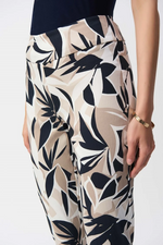 Load image into Gallery viewer, TROPICAL PRINTED PANT - Navy Multi