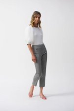 Load image into Gallery viewer, GEOMETRIC CROP PANT - Black/Vanilla
