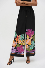 Load image into Gallery viewer, FLORAL BORDER PRINT WIDE LEG PANT