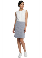 Load image into Gallery viewer, Renuar Chambray Woven Skort