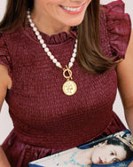 Load image into Gallery viewer, QUEEN ELIZABETH COIN ON PEARL NECKLACE