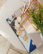 Load image into Gallery viewer, QUEEN ELIZABETH COIN ON PEARL NECKLACE