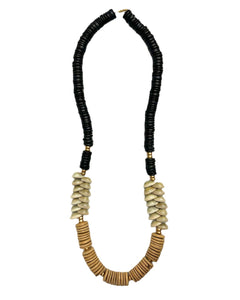 COCONUT WOOD & COWRIE SHELL NECKLACE - Black