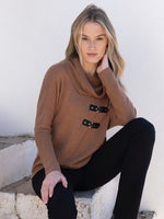 Load image into Gallery viewer, SWEATER WITH BUCKLE DETAIL - Camel
