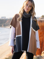 Load image into Gallery viewer, COLORBLOCK PONCHO
