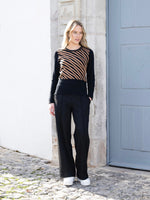 Load image into Gallery viewer, COLORBLOCK SWEATER - Camel &amp; Black
