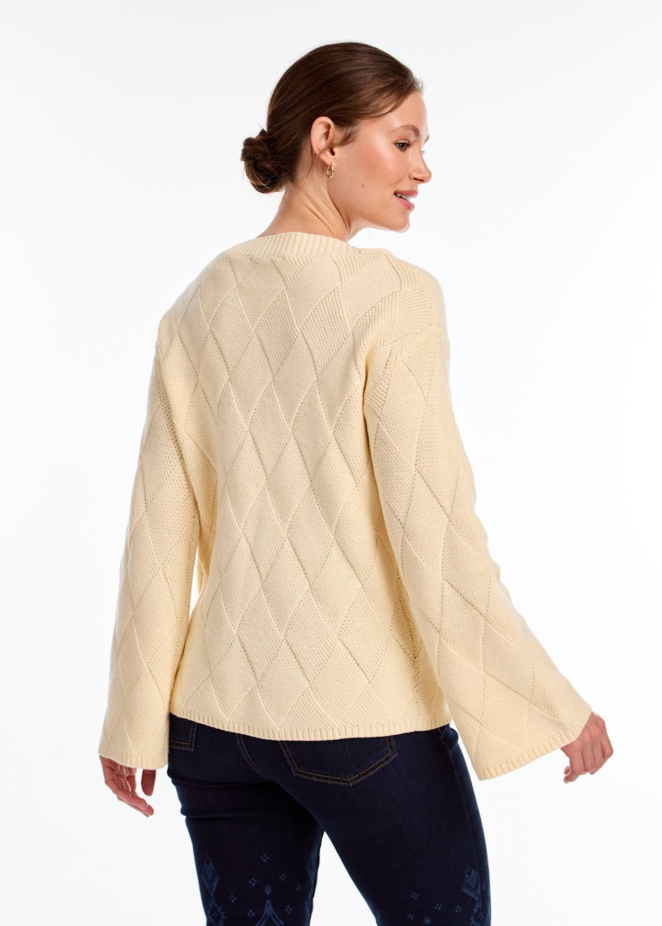 DIAMOND KNIT SWEATER - Cream