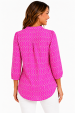 Load image into Gallery viewer, Lulu B Pink Geometric Top
