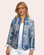 Load image into Gallery viewer, Reversible Pagoda Print Blue and White Jacket

