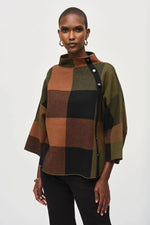 Load image into Gallery viewer, FUNNEL NECK PLAID SWEATER
