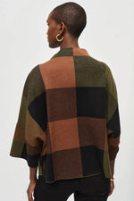 Load image into Gallery viewer, FUNNEL NECK PLAID SWEATER
