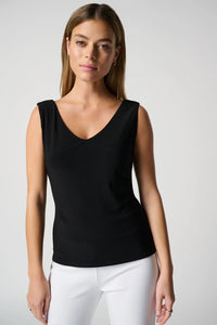 CLASSIC V-NECK CAMI STYLE - Black