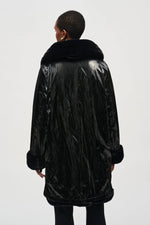 Load image into Gallery viewer, REVERSIBLE FAUX FUR COAT - Black
