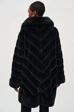 Load image into Gallery viewer, REVERSIBLE FAUX FUR COAT - Black
