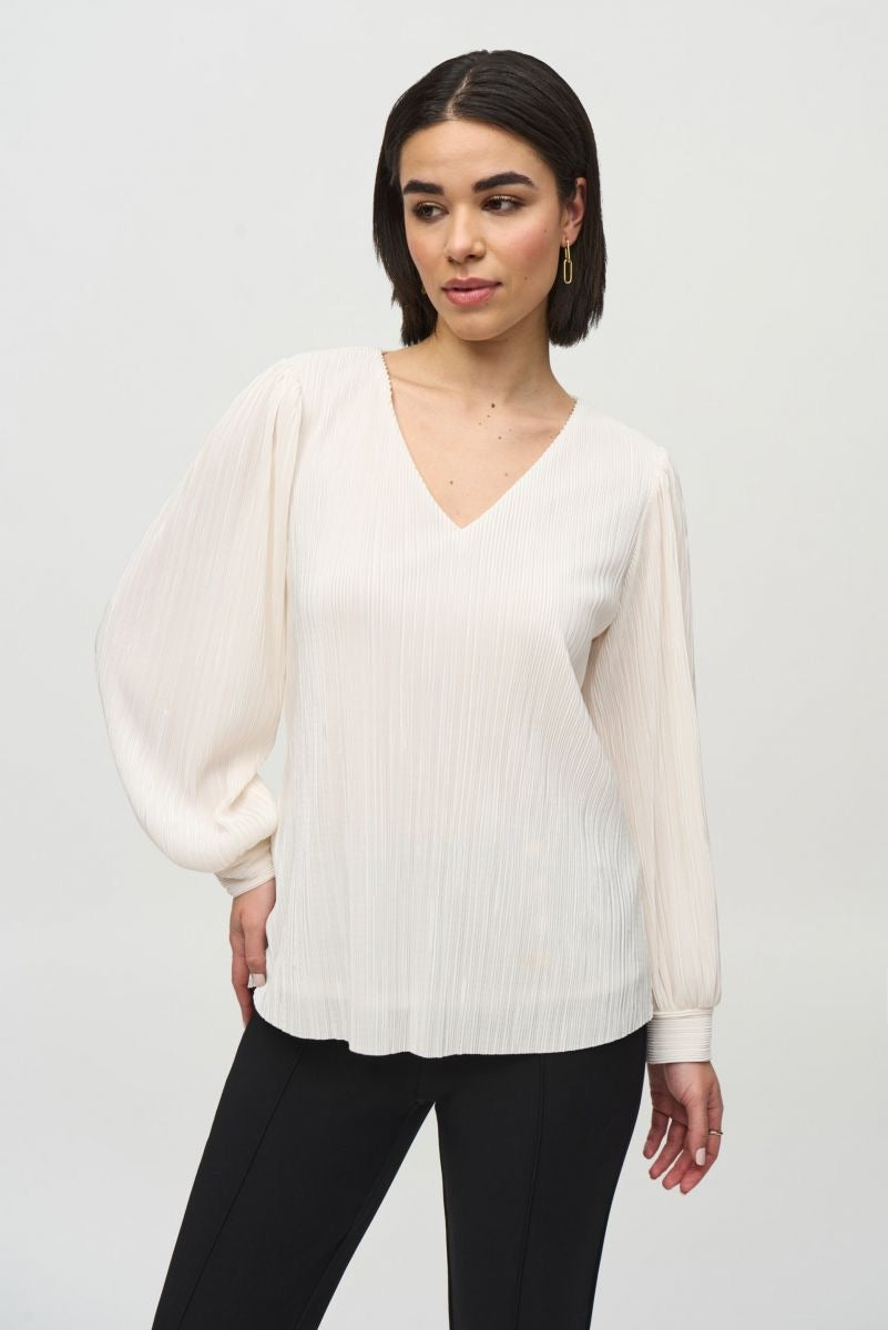 PLEATED V-NECK BLOUSE