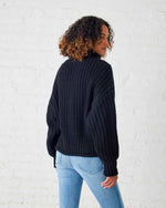 Load image into Gallery viewer, Beachside Turtleneck - Black
