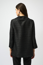 Load image into Gallery viewer, SIGNATURE TRAPEZE JACKET - Black
