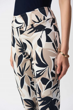 Load image into Gallery viewer, TROPICAL PRINTED PANT - Navy Multi
