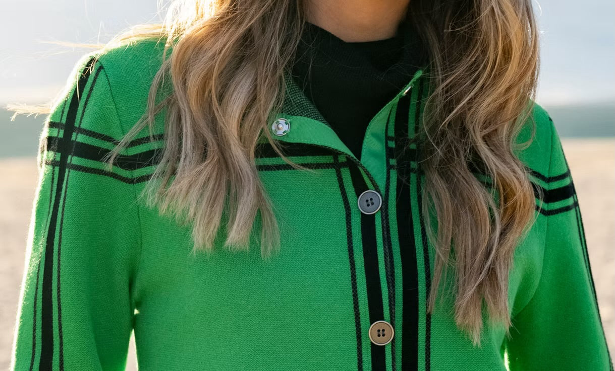 BUTTON UP CARDIGAN - Green & Black