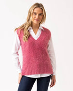 Load image into Gallery viewer, EYELASH VEST - Rose
