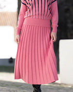 Load image into Gallery viewer, KNIFE PLEATED SKIRT - Rose

