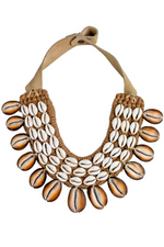 Load image into Gallery viewer, COWRIE COLLAR NECKLACE - 16
