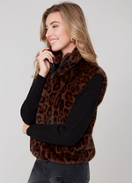 Load image into Gallery viewer, Renuar Faux Fur Vest - Chestnut
