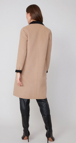 Load image into Gallery viewer, Reunar Reversible Jacket - Tan &amp; Black Combo
