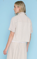 Load image into Gallery viewer, Button-Front Top with Drawstring - Off White
