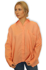 Load image into Gallery viewer, CATE SHIRT - Apricot
