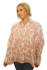 Load image into Gallery viewer, CATE SHIRT - Blush Leopard
