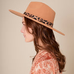 Load image into Gallery viewer, ANIMAL PRINT STRAP PANAMA HAT - CAMEL

