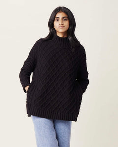Lisbon Traveler Sweater - True Black